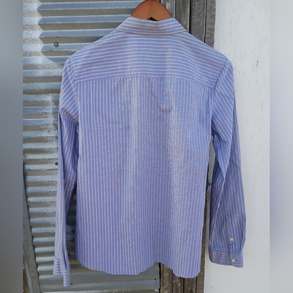 IZOD button up collared dress shirt size large - Picture 2 of 10